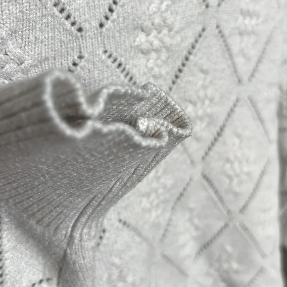 Cyrus Noel Pointelle Women's Beige Ecru Button-Up Cropped Cardigan Sz L - Picture 6 of 7